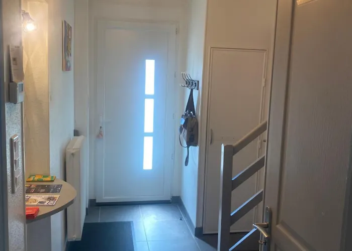 Semesterbostad Maison Proche Nancy Golf, Foret & Calme A Pulnoy