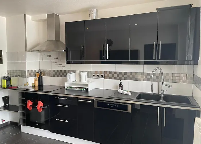 Semesterbostad Maison Proche Nancy Golf, Foret & Calme A *