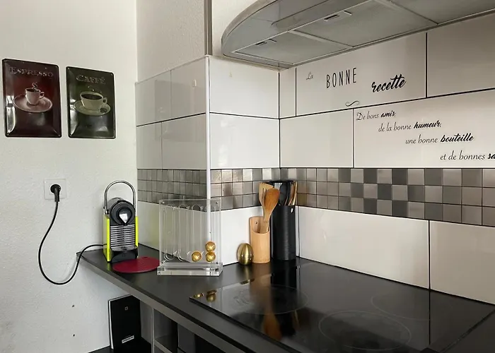 Semesterbostad Maison Proche Nancy Golf, Foret & Calme A *